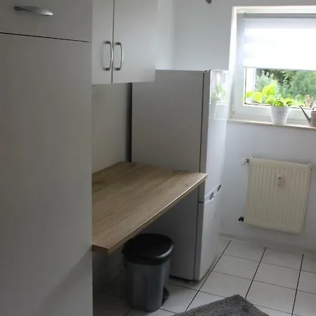 Apartment Ferienwohnung Am Waldrand *